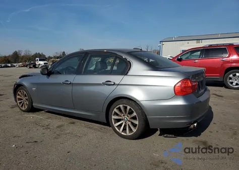 2011 BMW 328 Xi Sulev из США, поврежденный, VIN WBAPK5C55BA995334